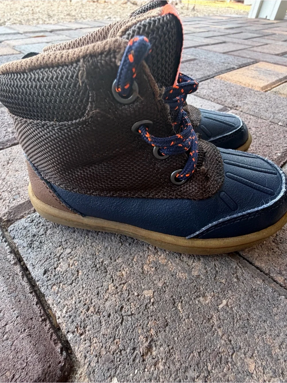 OshKosh B'gosh Brown & Navy Kids Boot